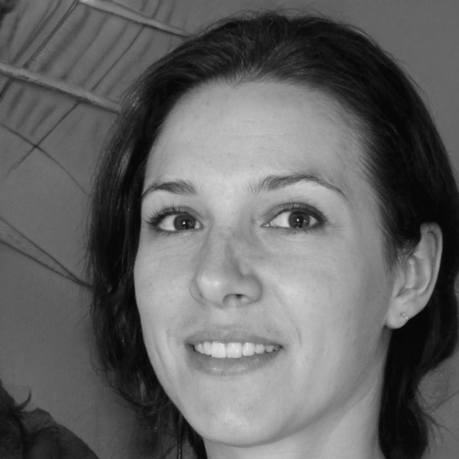 Olena Stavnychuk, performance and rhythm instructor